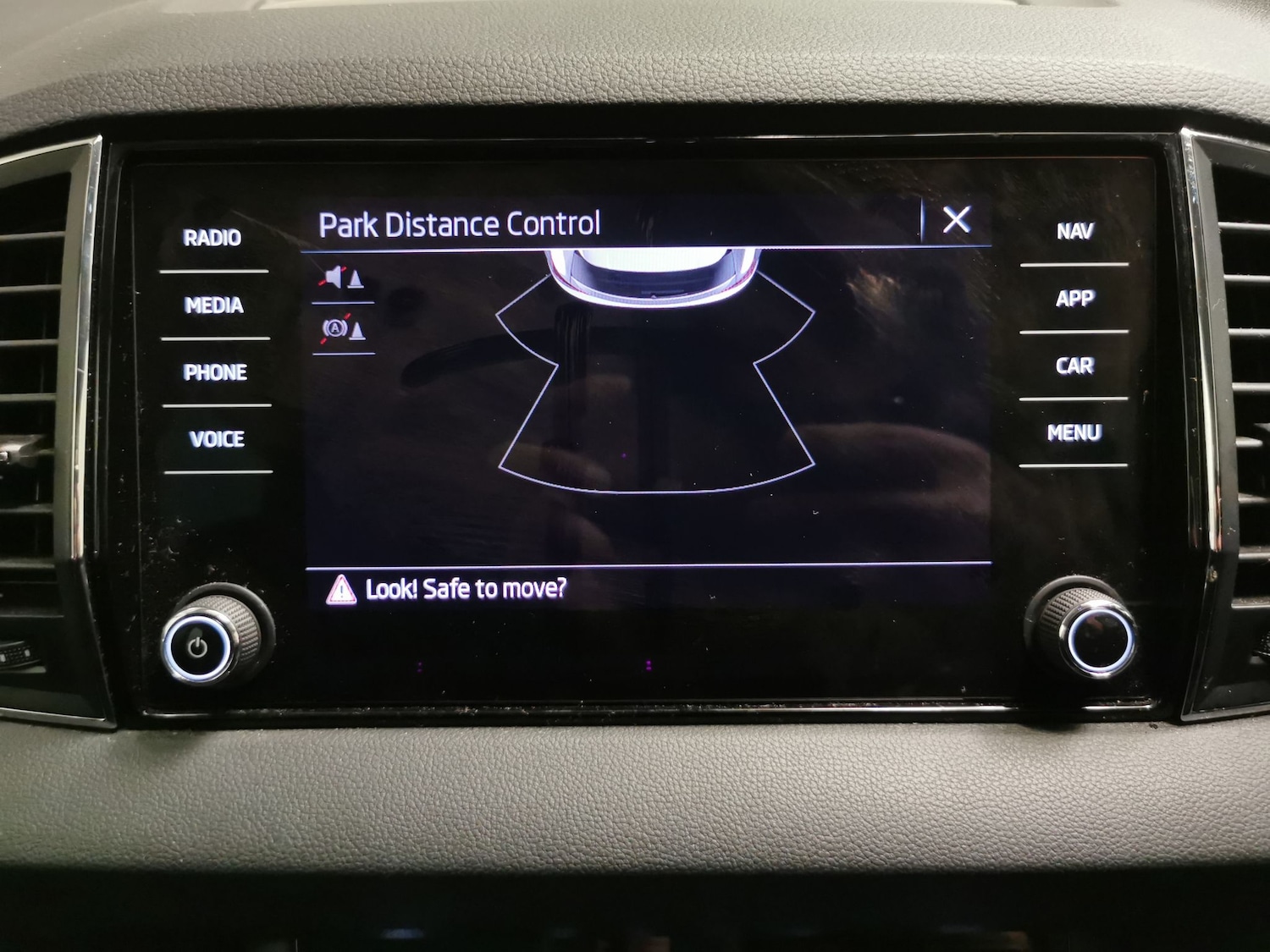 Used Skoda Karoq 2022 for sale - 77791379: Photo 16