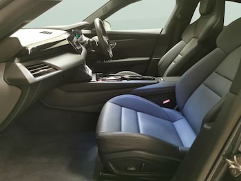 Used Audi e-tron GT 2022 for sale - 77095519: Photo