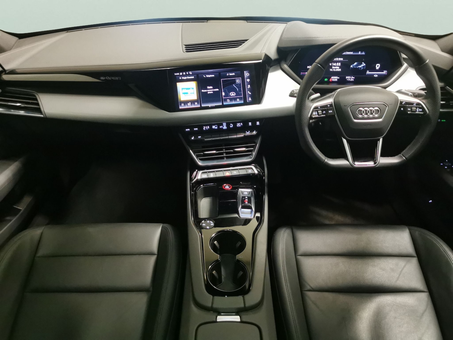 Used Audi e-tron GT 2022 for sale - 77095519: Photo 7