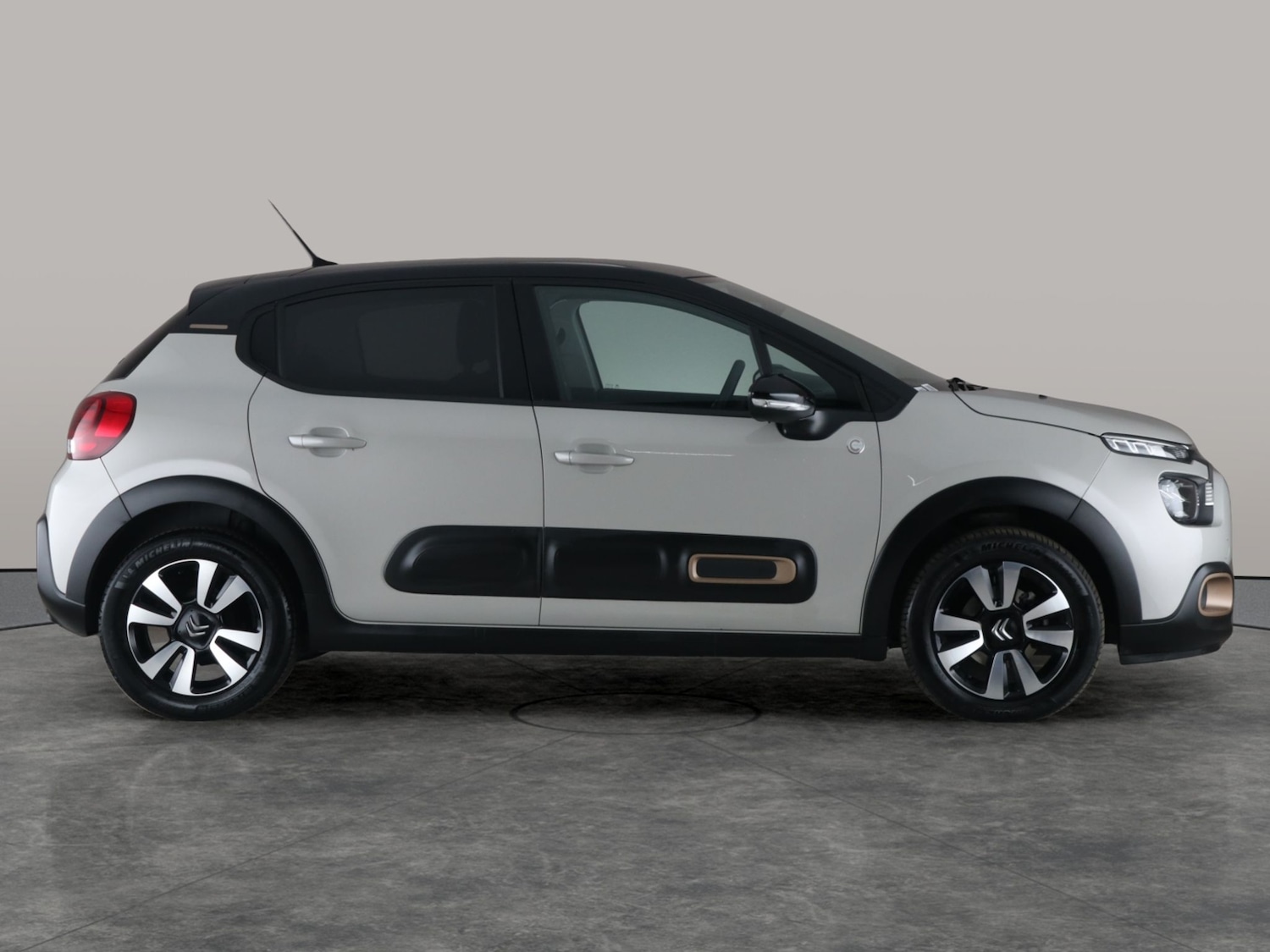 Used Citroen C3 2022 for sale - 76725404: Photo 7