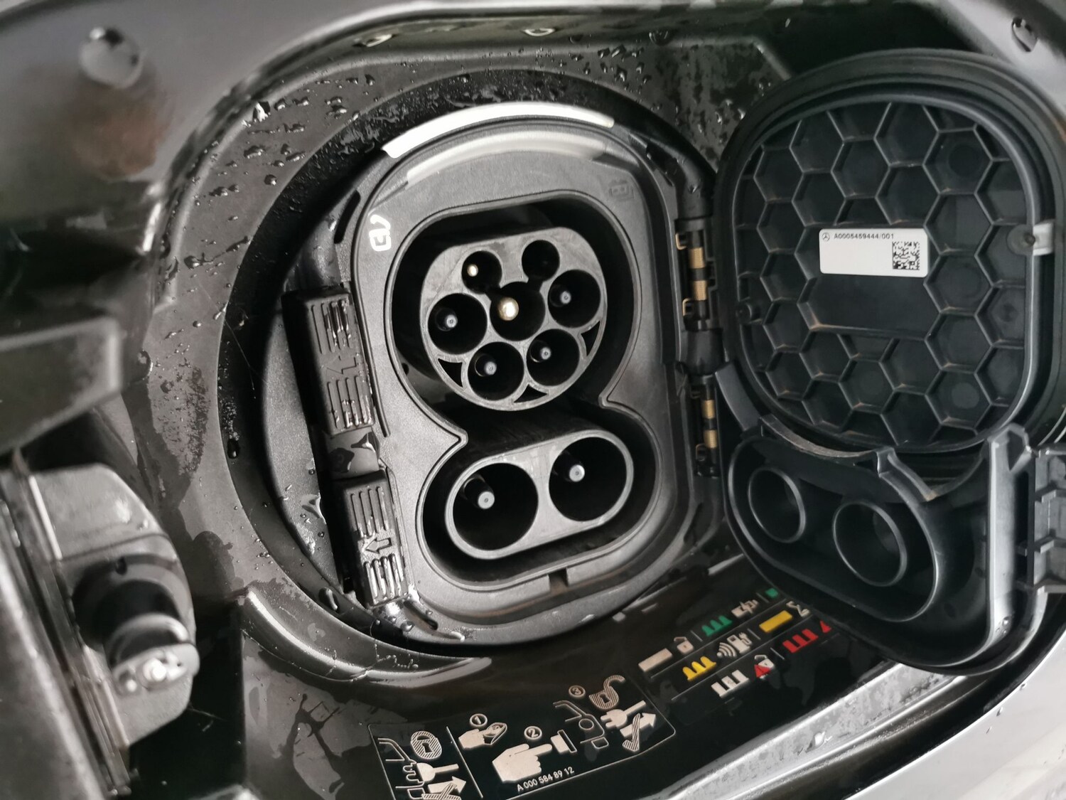 Used Mercedes-Benz EQC 2022 for sale - 77443080: Photo 33