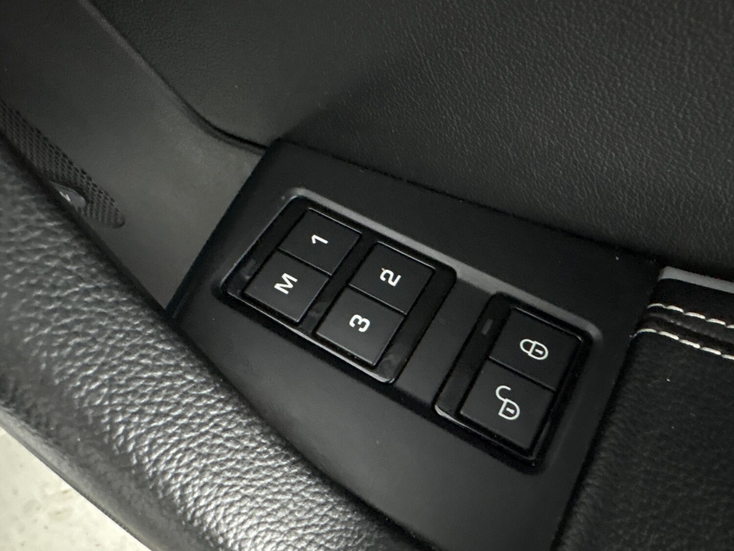 Used Jaguar F-Pace 2018 for sale - 77526484: Photo 31