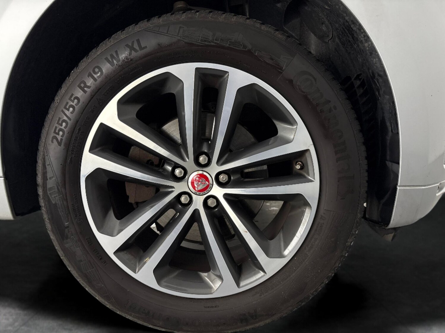 Used Jaguar F-Pace 2018 for sale - 77526484: Photo 34