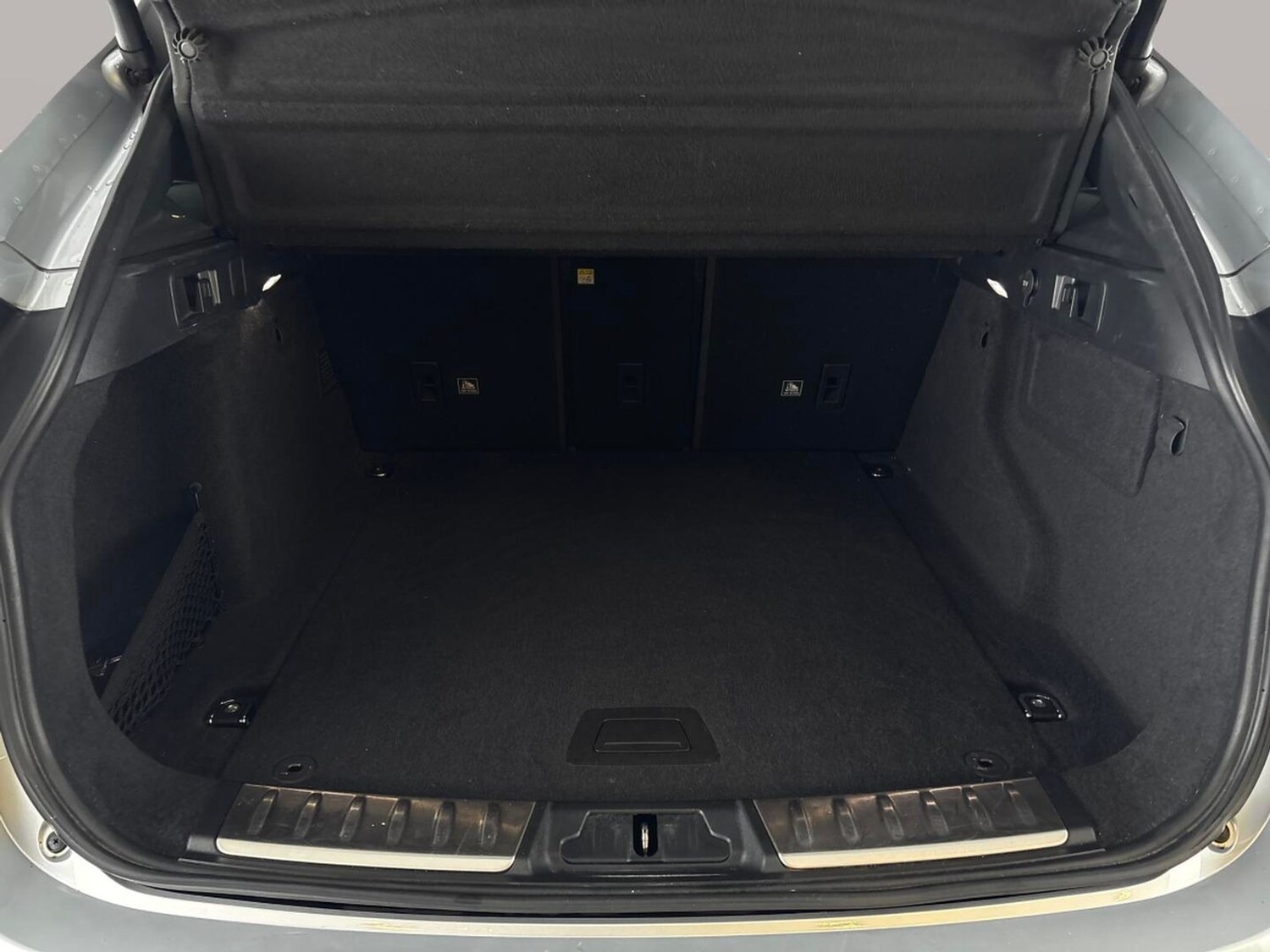 Used Jaguar F-Pace 2018 for sale - 77526484: Photo 41