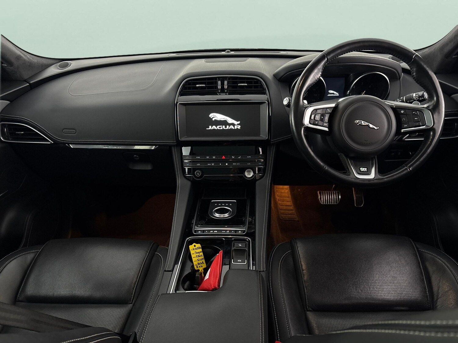 Used Jaguar F-Pace 2018 for sale - 77526484: Photo 9