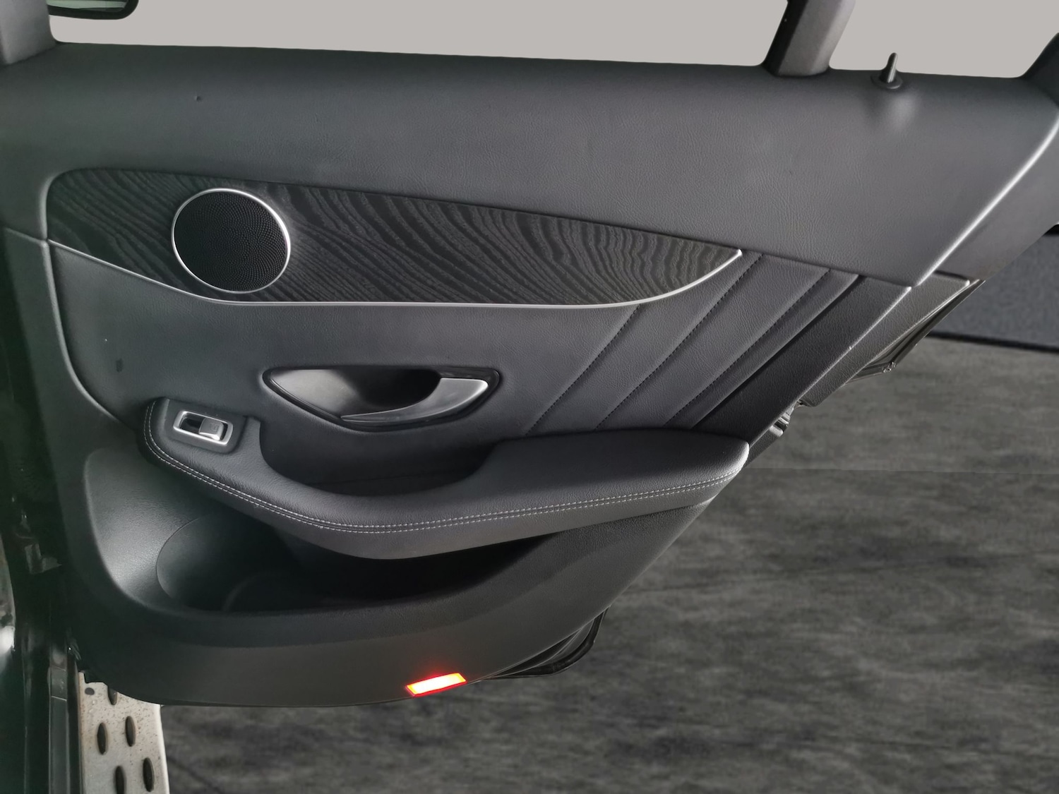 Used Mercedes-Benz GLC 2020 for sale - 77316604: Photo 32