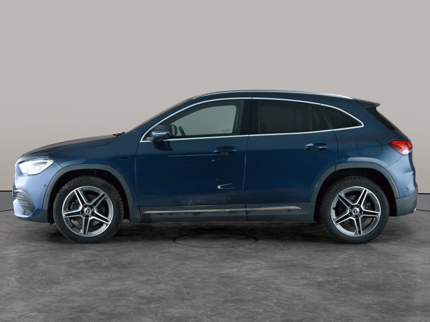 Used Mercedes-Benz GLA 2021 for sale - 77928282: Photo 12