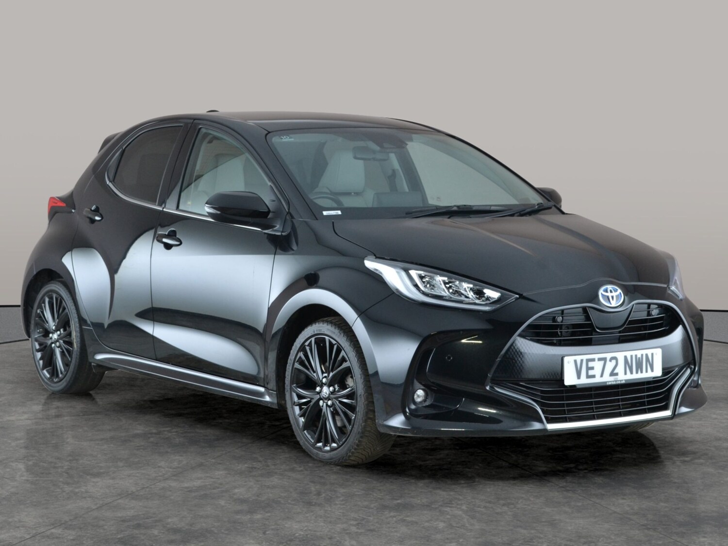 Used Toyota Yaris 2023 for sale - 77560869: Photo 8