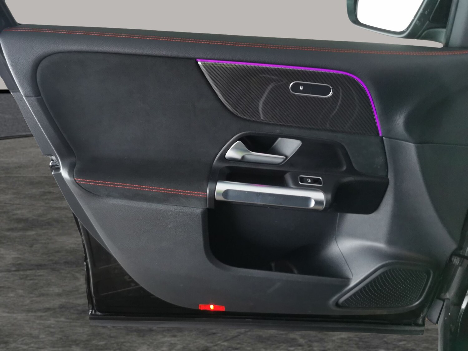 Used Mercedes-Benz GLB 2022 for sale - 77691357: Photo 28