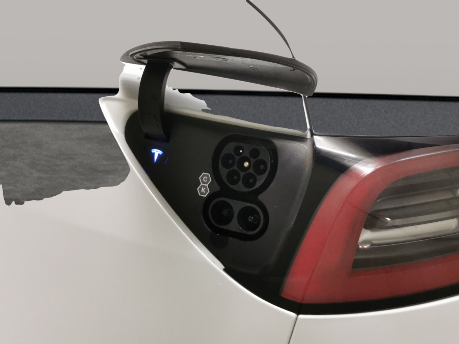 Used Tesla Model 3 for sale - 77365021: Photo 32