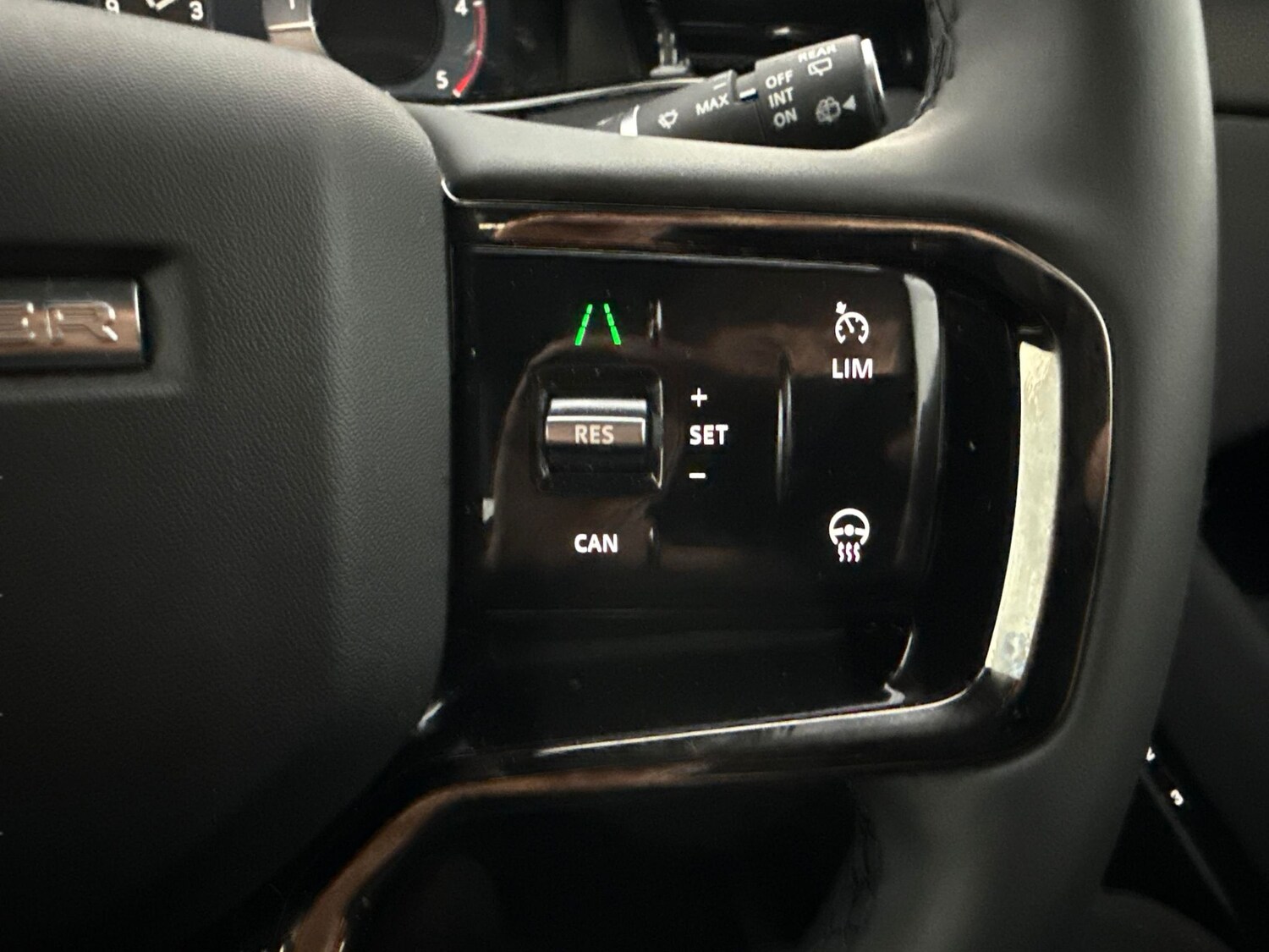 Used Land Rover Range Rover Evoque 2024 for sale - 78149402: Photo 21