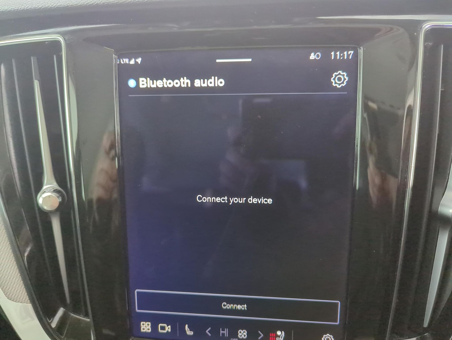 Used Volvo V60 2023 for sale - 77240660: Photo 21