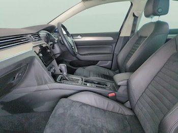 Used Volkswagen Passat 2018 for sale - 77614938: Photo