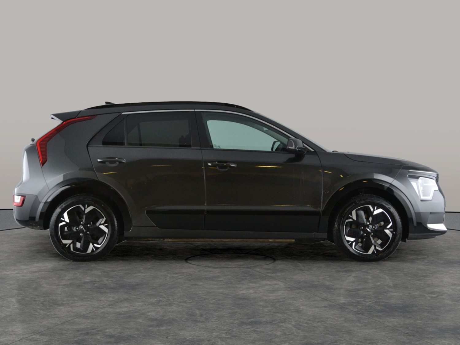 Used Kia Niro 2023 for sale - 76640913: Photo 11