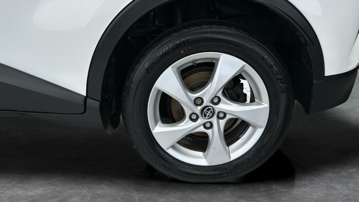 Used Toyota C-HR 2019 for sale - 77043657: Photo 10