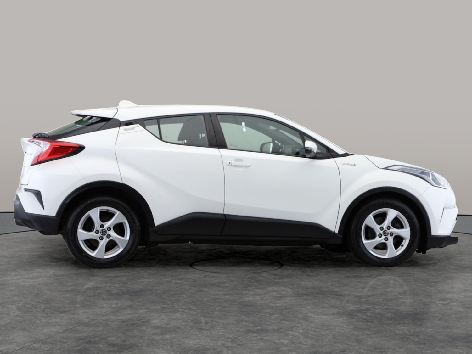 Used Toyota C-HR 2019 for sale - 77043657: Photo 5