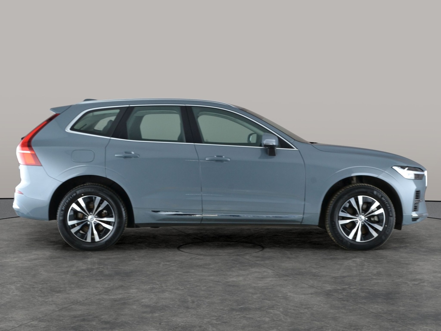 Used Volvo XC60 2022 for sale - 77631096: Photo 10