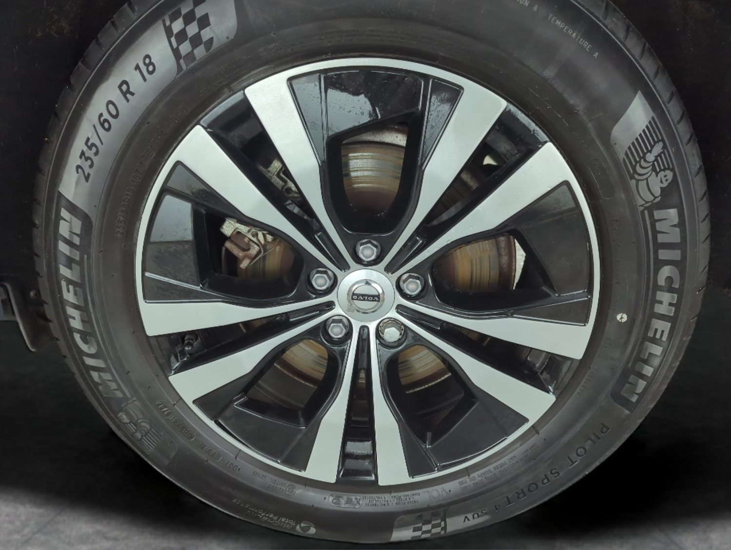 Used Volvo XC60 2022 for sale - 77631096: Photo 22