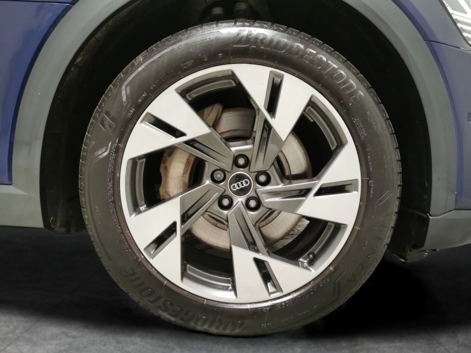 Used Audi e-tron 2022 for sale - 77025755: Photo 25