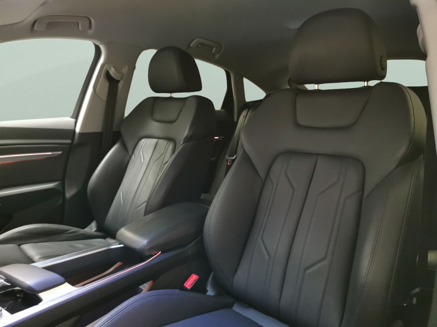 Used Audi e-tron 2022 for sale - 77025755: Photo 7