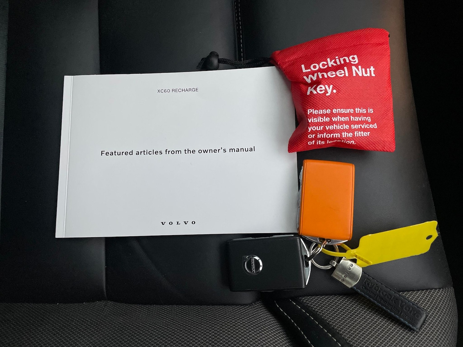 Used Volvo XC60 2021 for sale - 76413119: Photo 51