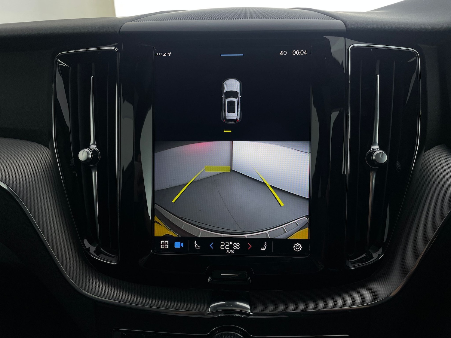 Used Volvo XC60 2021 for sale - 76413119: Photo 8