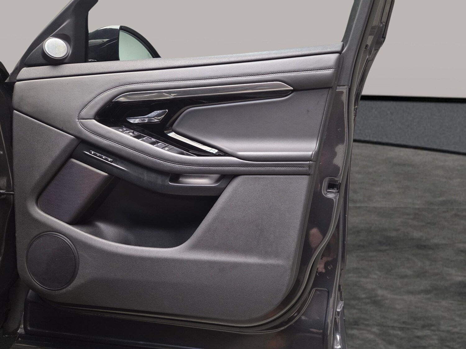 Used Land Rover Range Rover Evoque 2022 for sale - 77476761: Photo 33