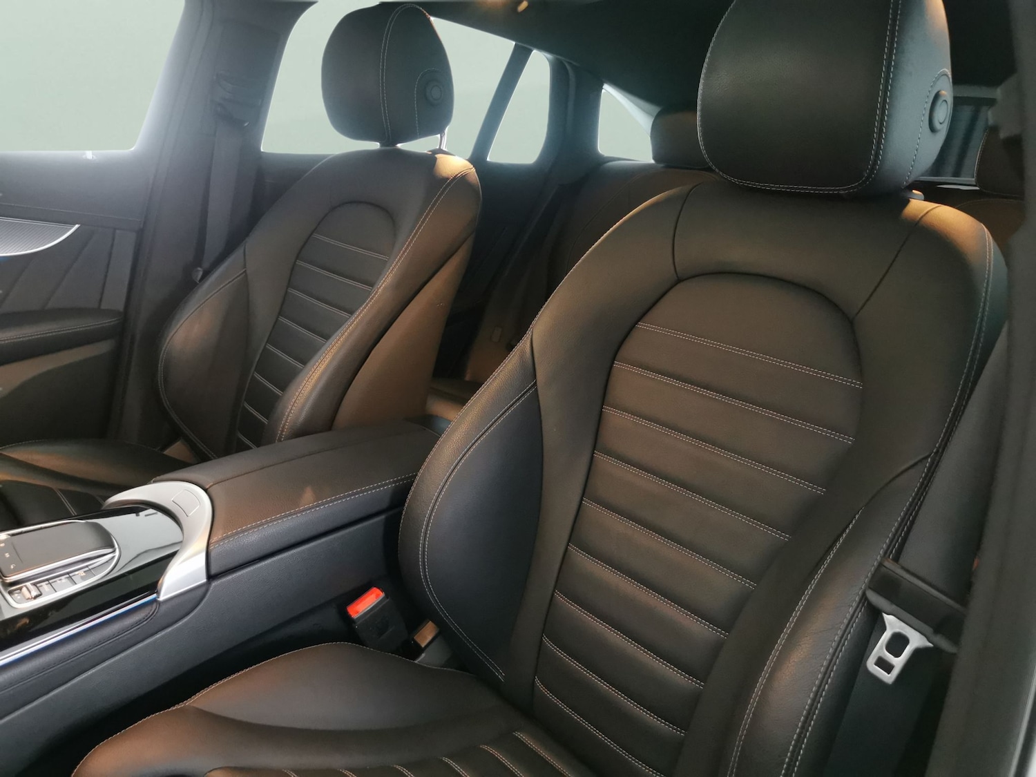 Used Mercedes-Benz EQC 2021 for sale - 76661528: Photo 8