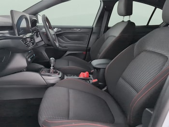 Used Ford Focus 2023 for sale - 75483892: Photo