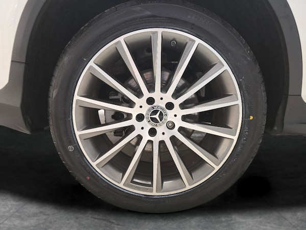 Used Mercedes-Benz GLC 2019 for sale - 76249684: Photo 32