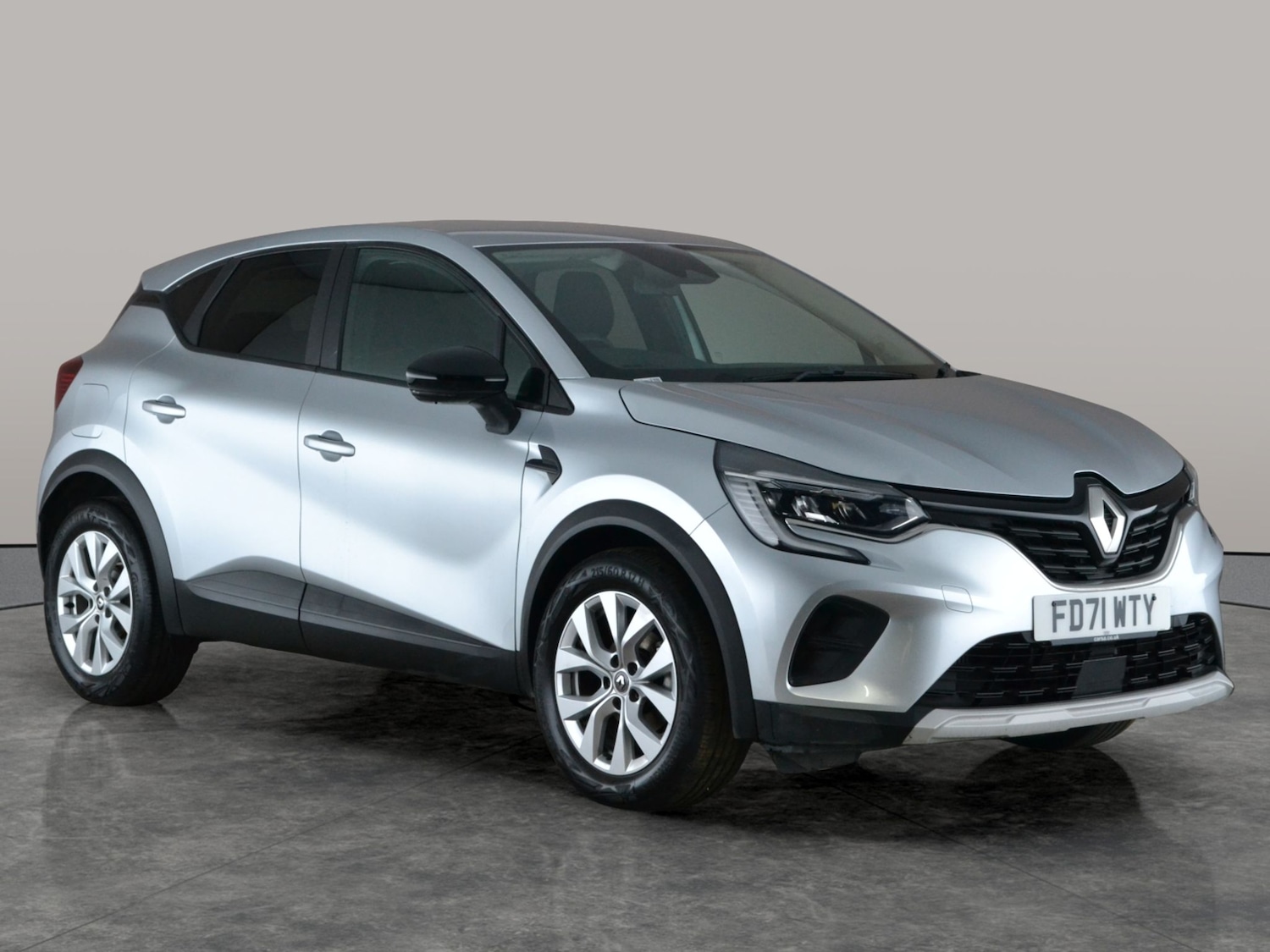 Used Renault Captur 2022 for sale - 77641166: Photo 8