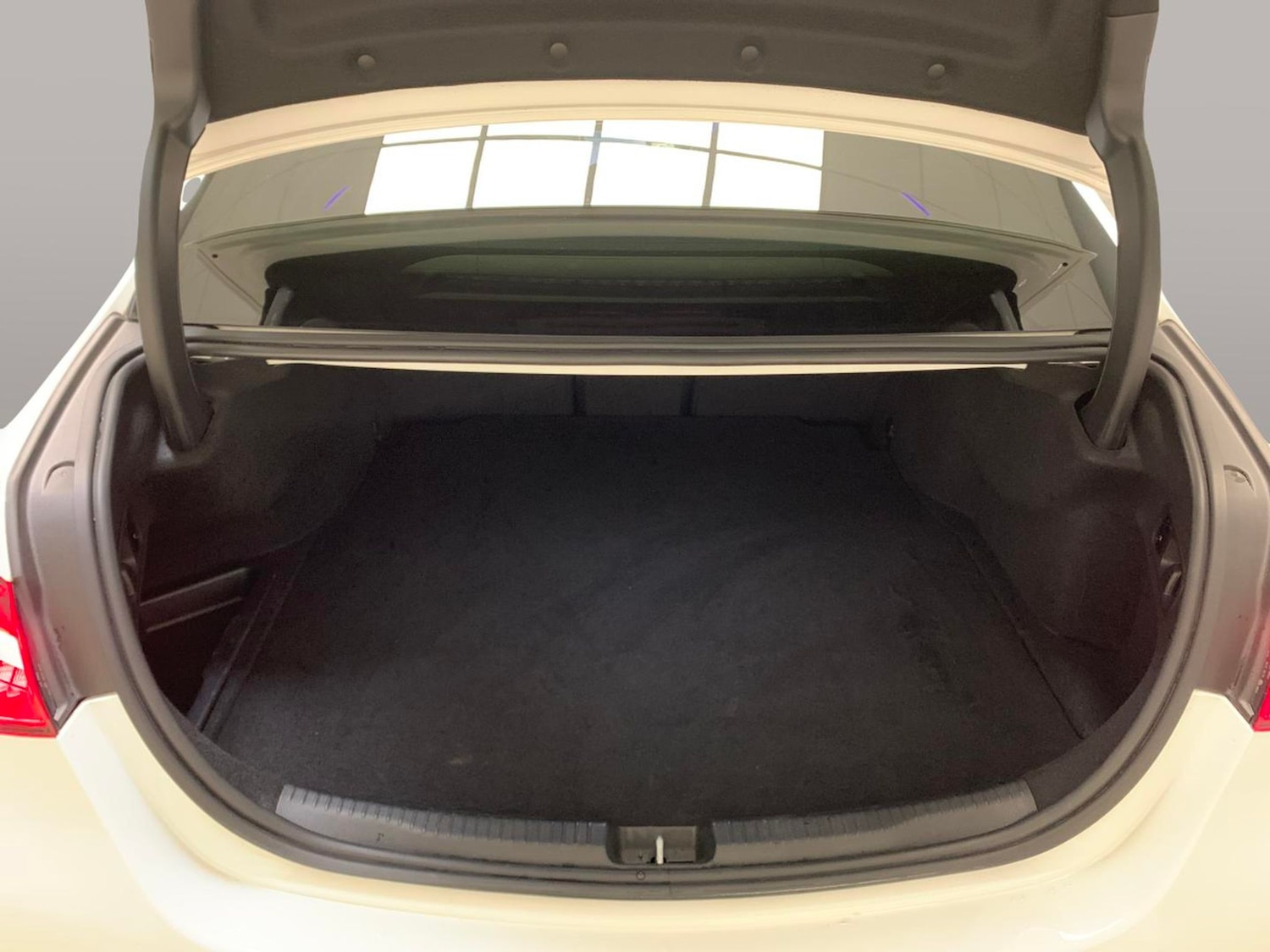 Used Mercedes-Benz C Class 2022 for sale - 77158247: Photo 32