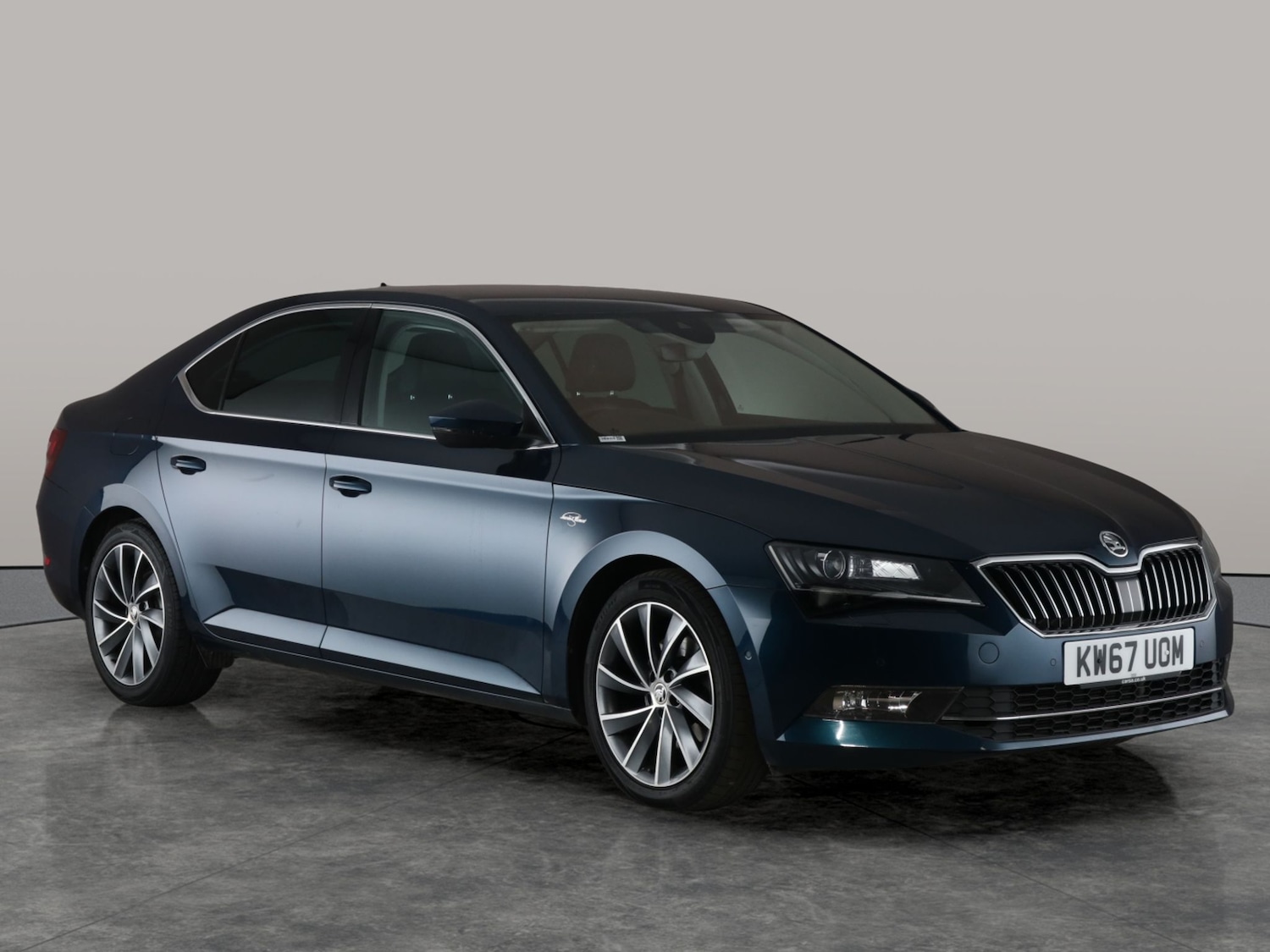 Used Skoda Superb 2018 for sale - 77170915: Photo 9