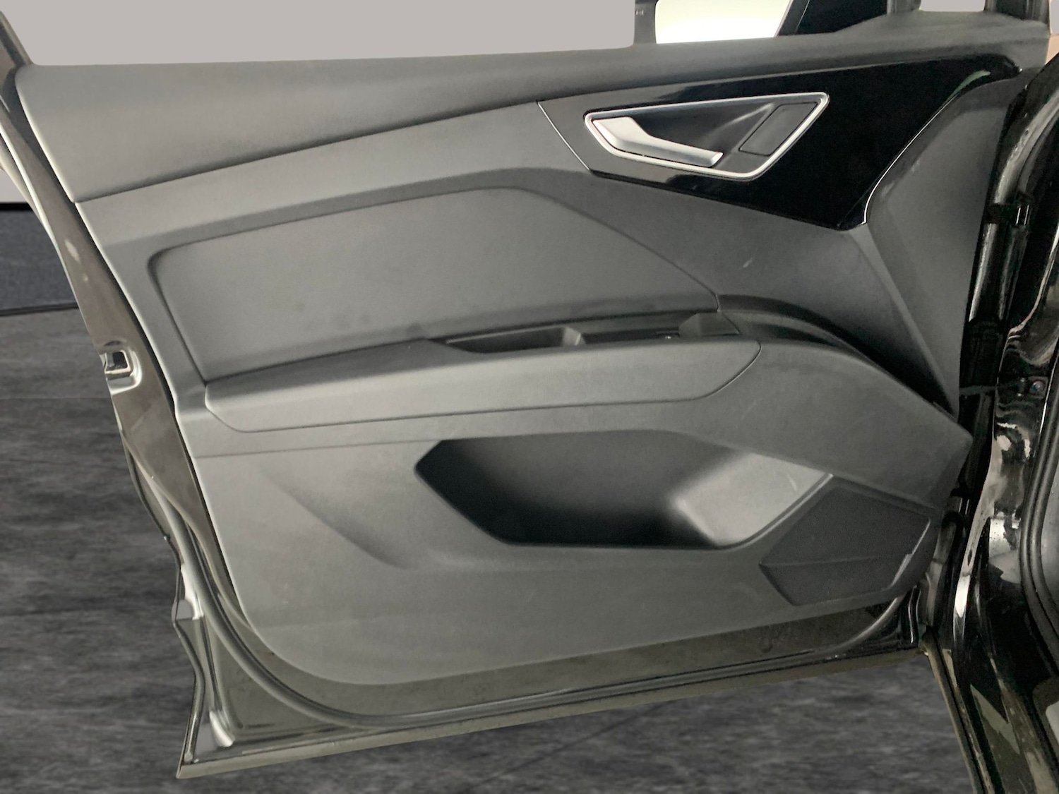 Used Audi Q4 e-tron 2022 for sale - 77058630: Photo 28