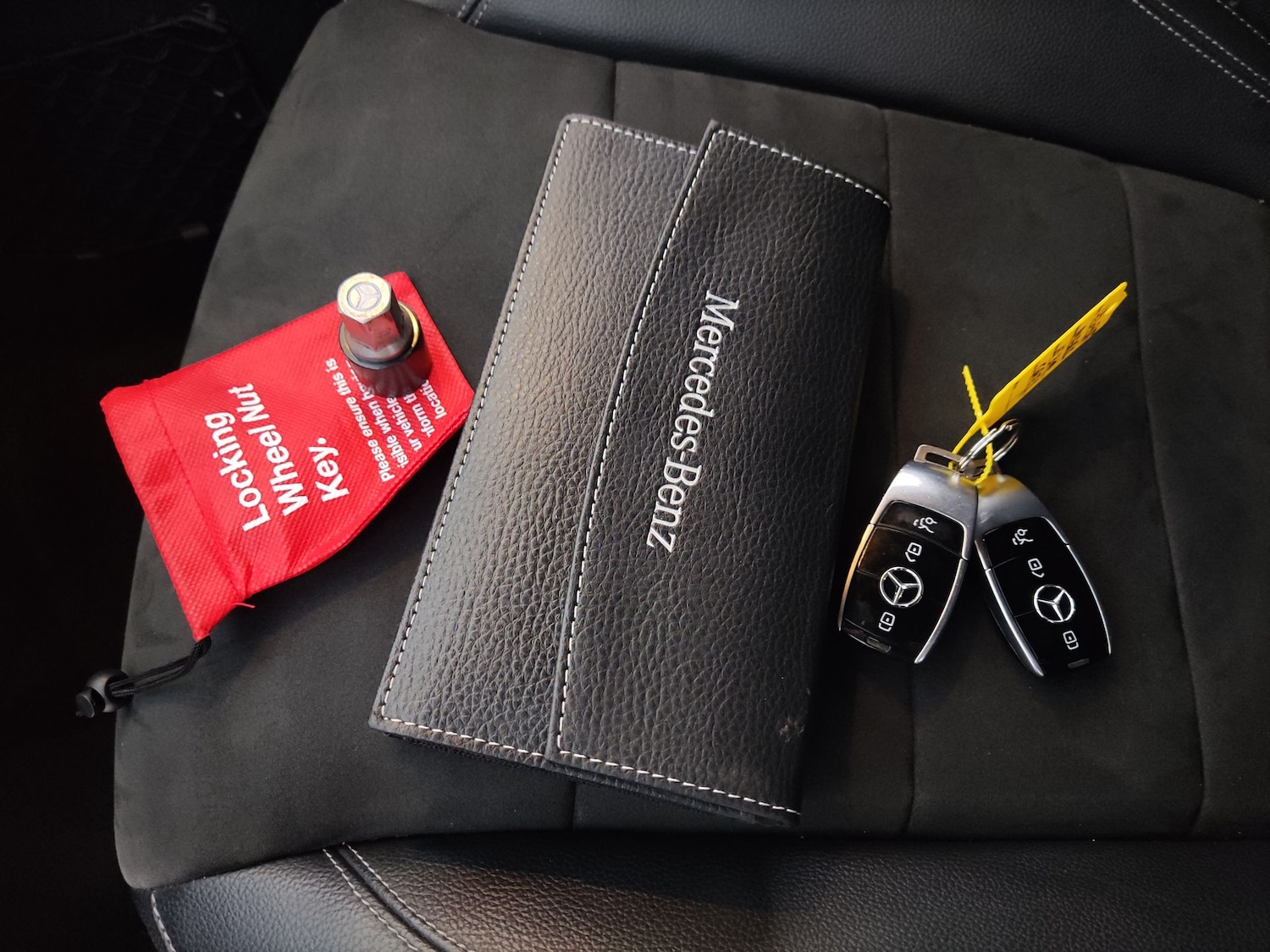 Used Mercedes-Benz E Class 2020 for sale - 78218456: Photo 41