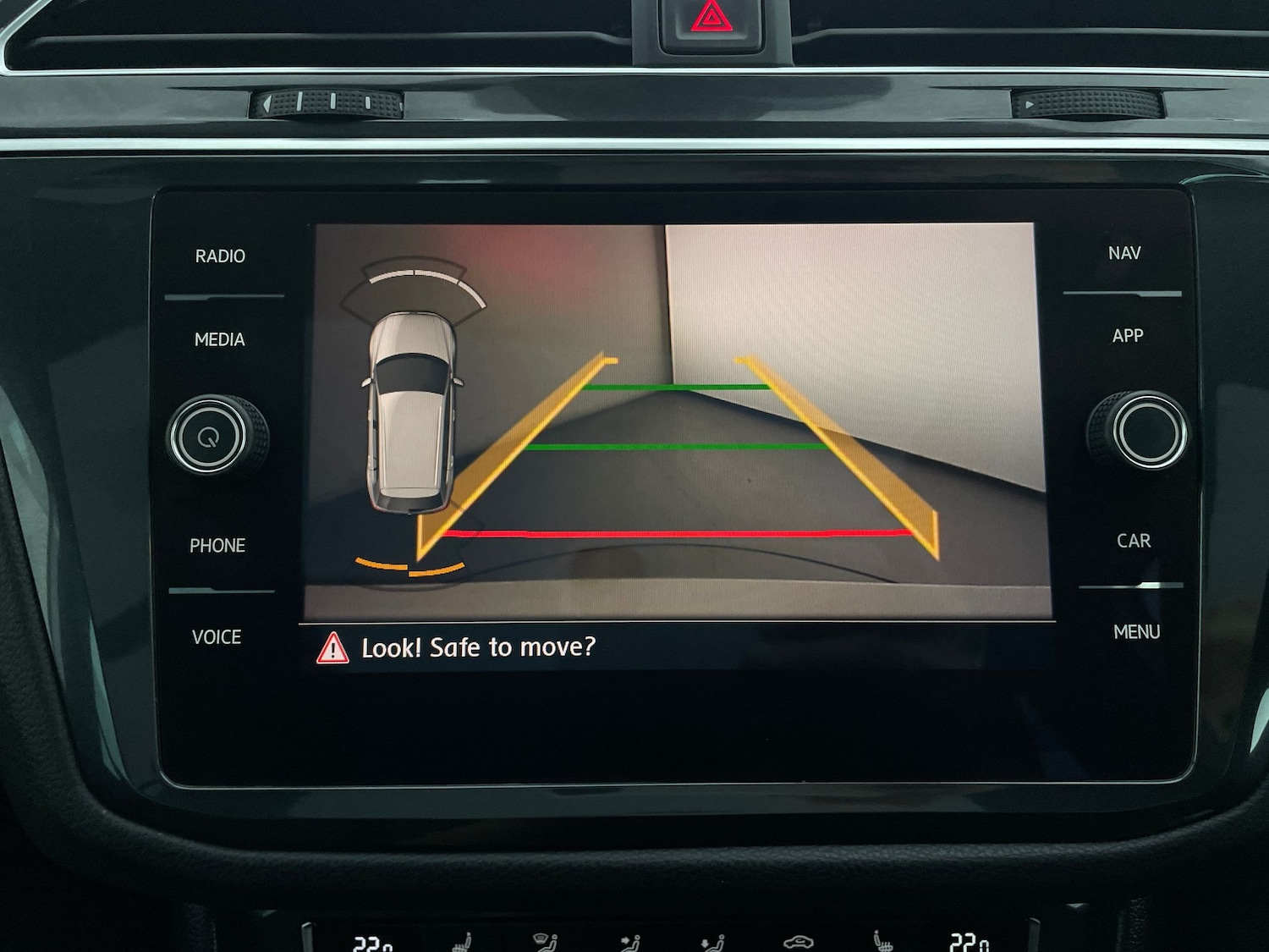 Used Volkswagen Tiguan 2017 for sale - 76519557: Photo 9