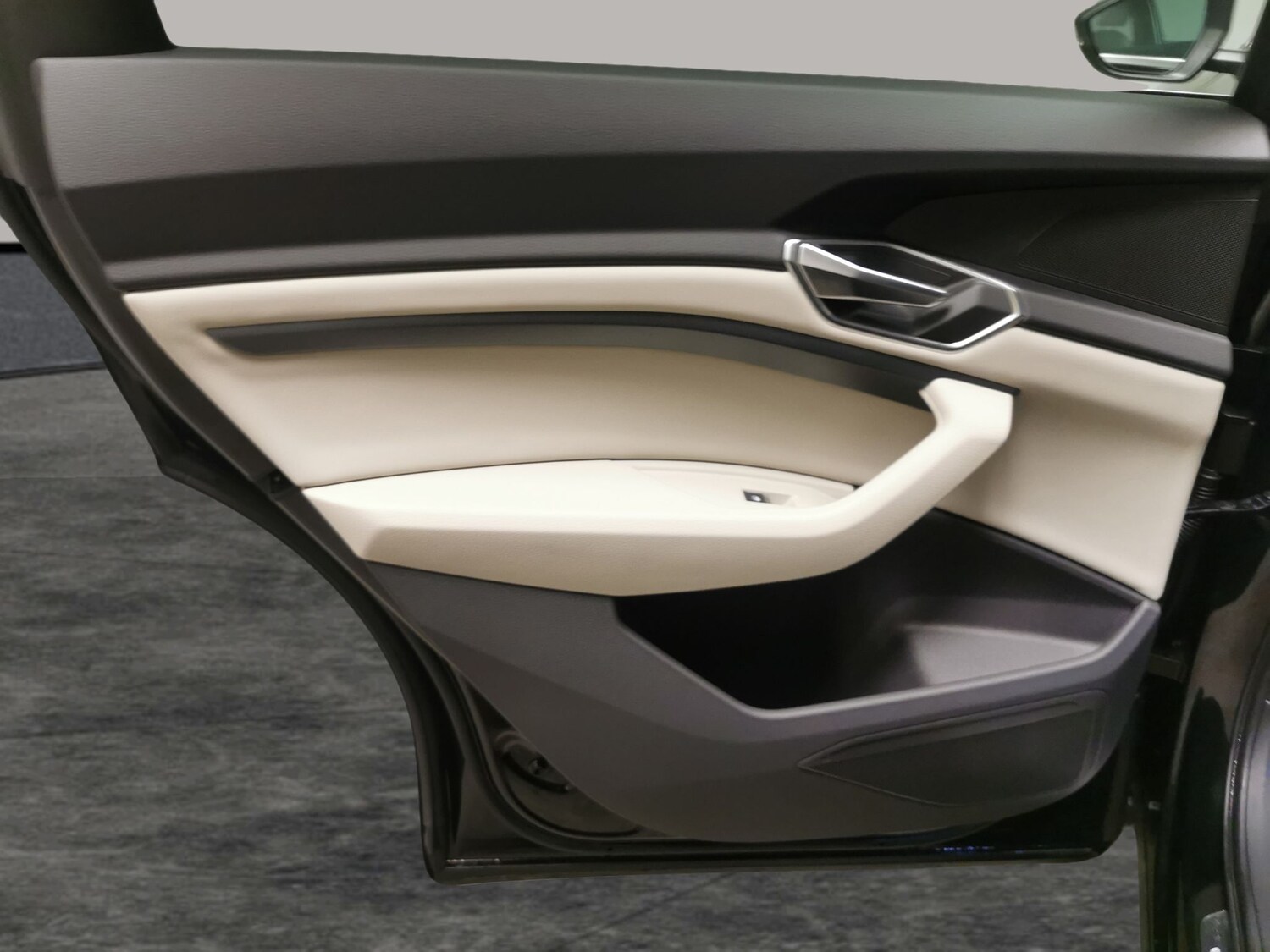 Used Audi e-tron 2022 for sale - 78149419: Photo 30