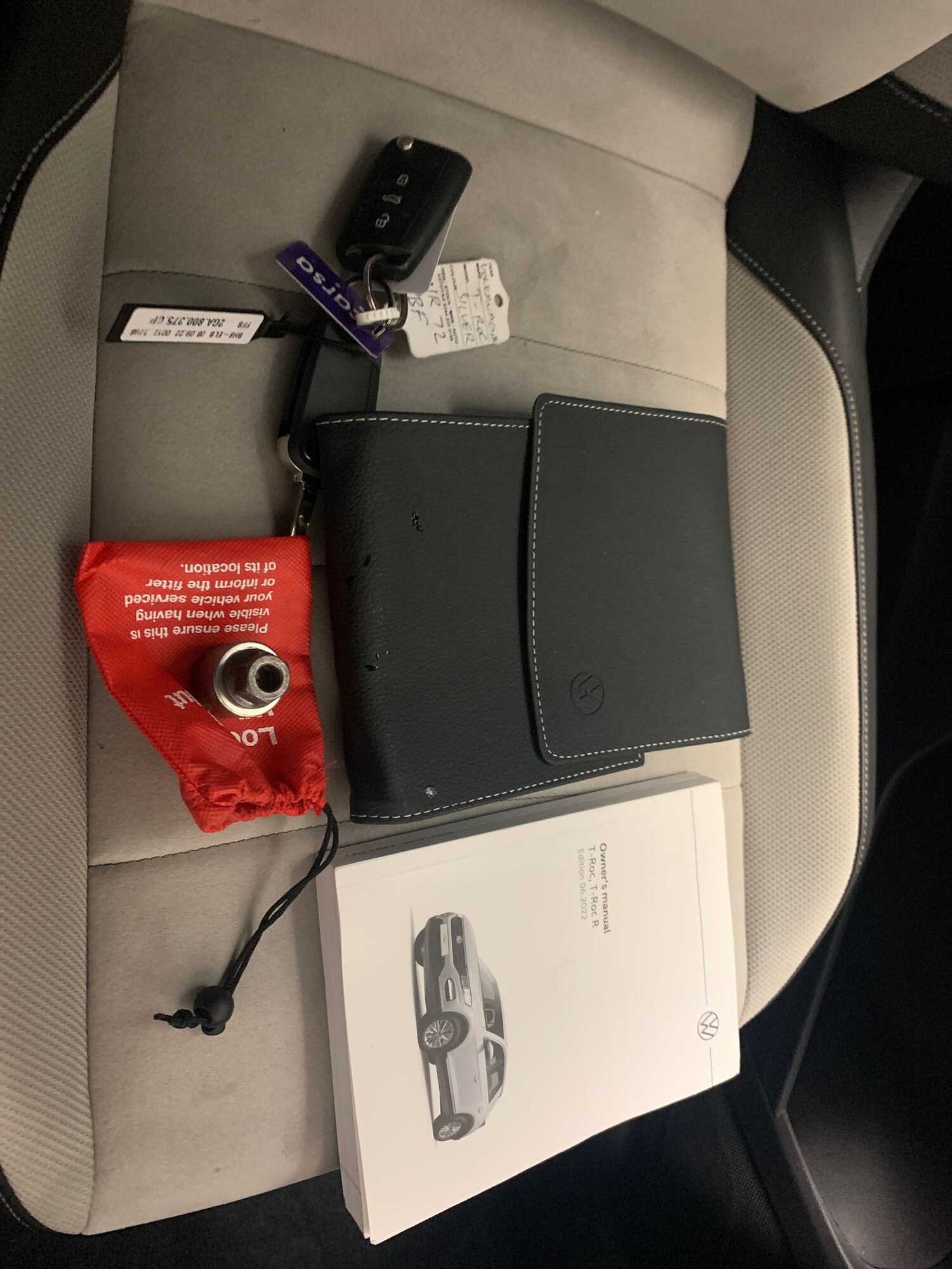 Used Volkswagen T-Roc 2022 for sale - 77435456: Photo 27