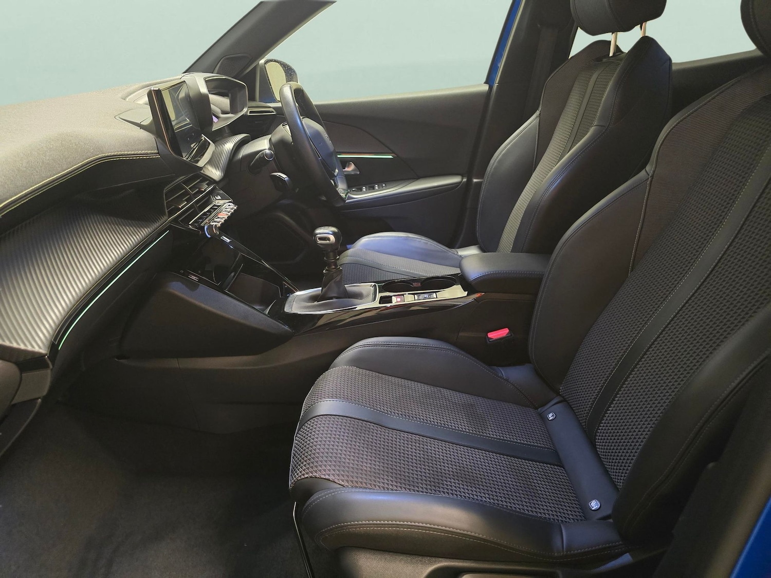 Used Peugeot 2008 2022 for sale - 76668537: Photo 4