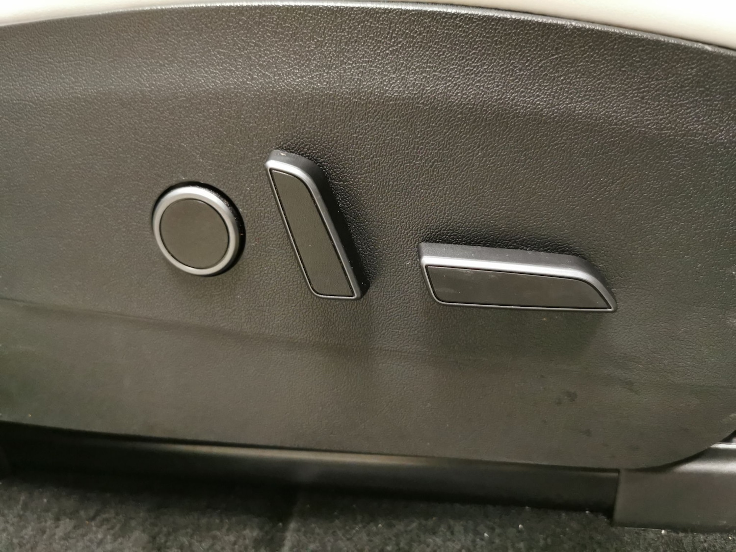 Used Tesla Model Y 2022 for sale - 76182347: Photo 23
