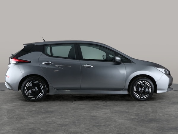 Used Nissan Leaf 2022 for sale - 76319025: Photo 12