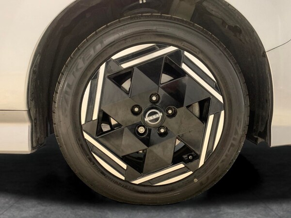 Used Nissan Leaf 2022 for sale - 76319025: Photo 33