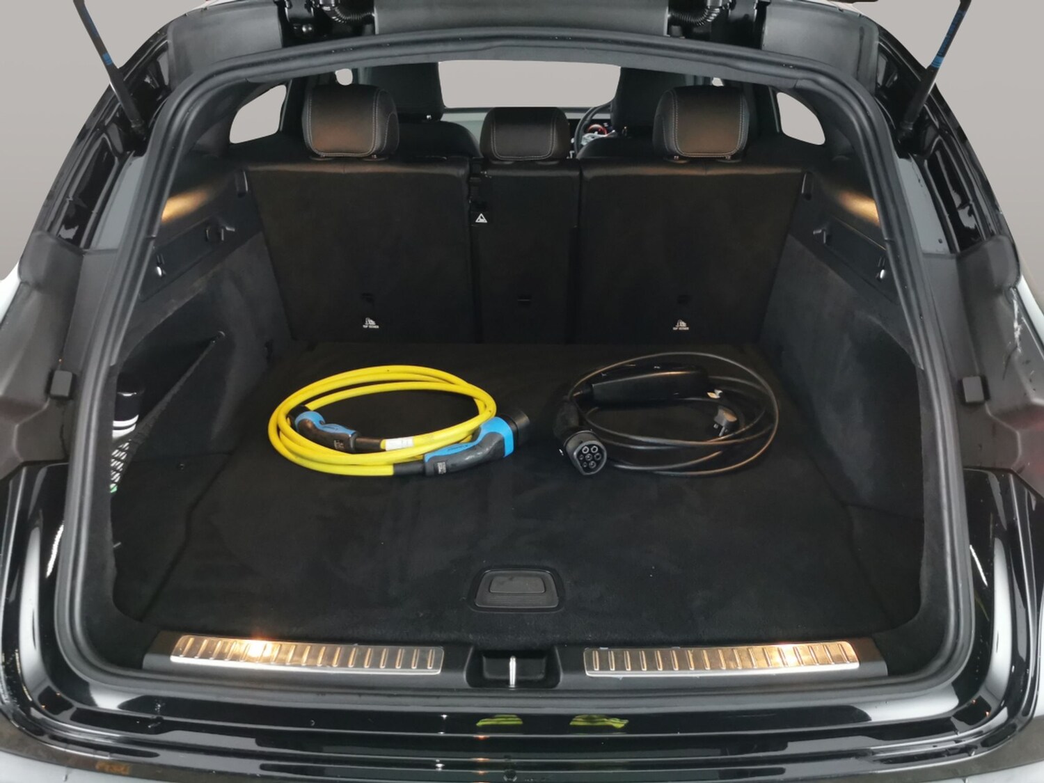 Used Mercedes-Benz EQC 2021 for sale - 77428529: Photo 37