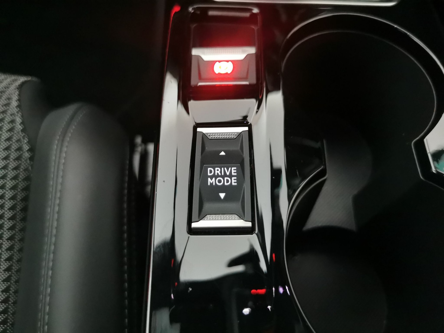 Used Peugeot 2008 2021 for sale - 77406785: Photo 18