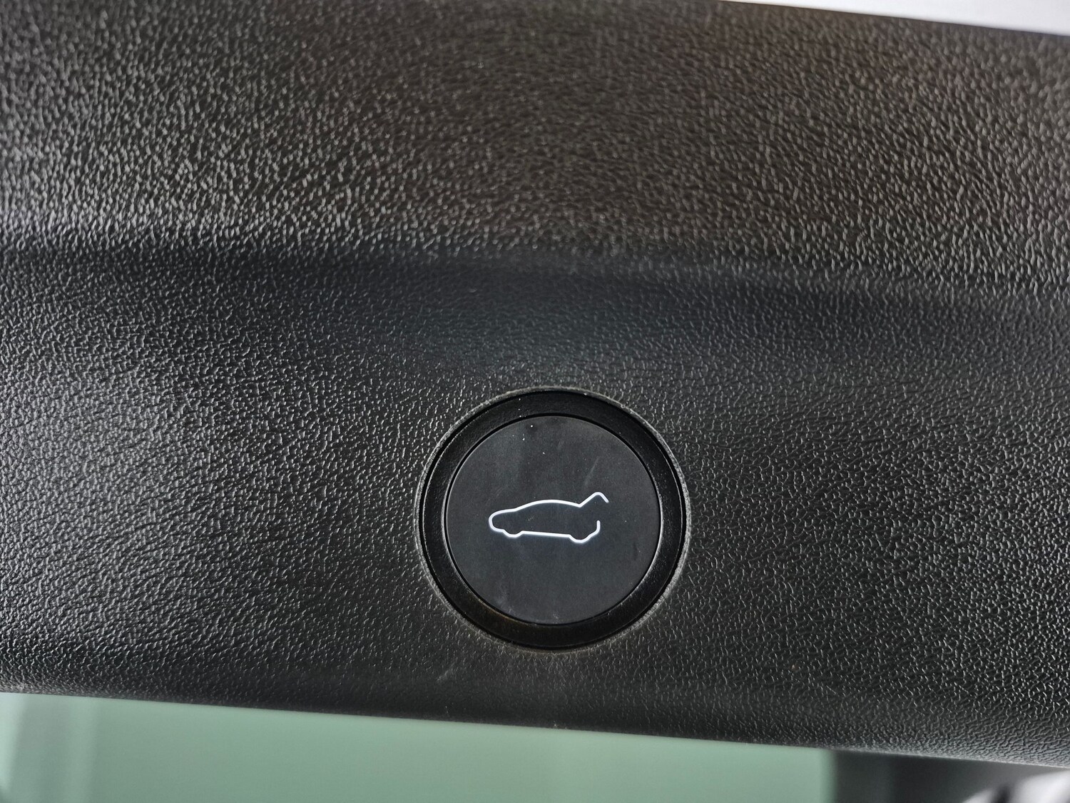 Used Tesla Model Y 2023 for sale - 77932423: Photo 16