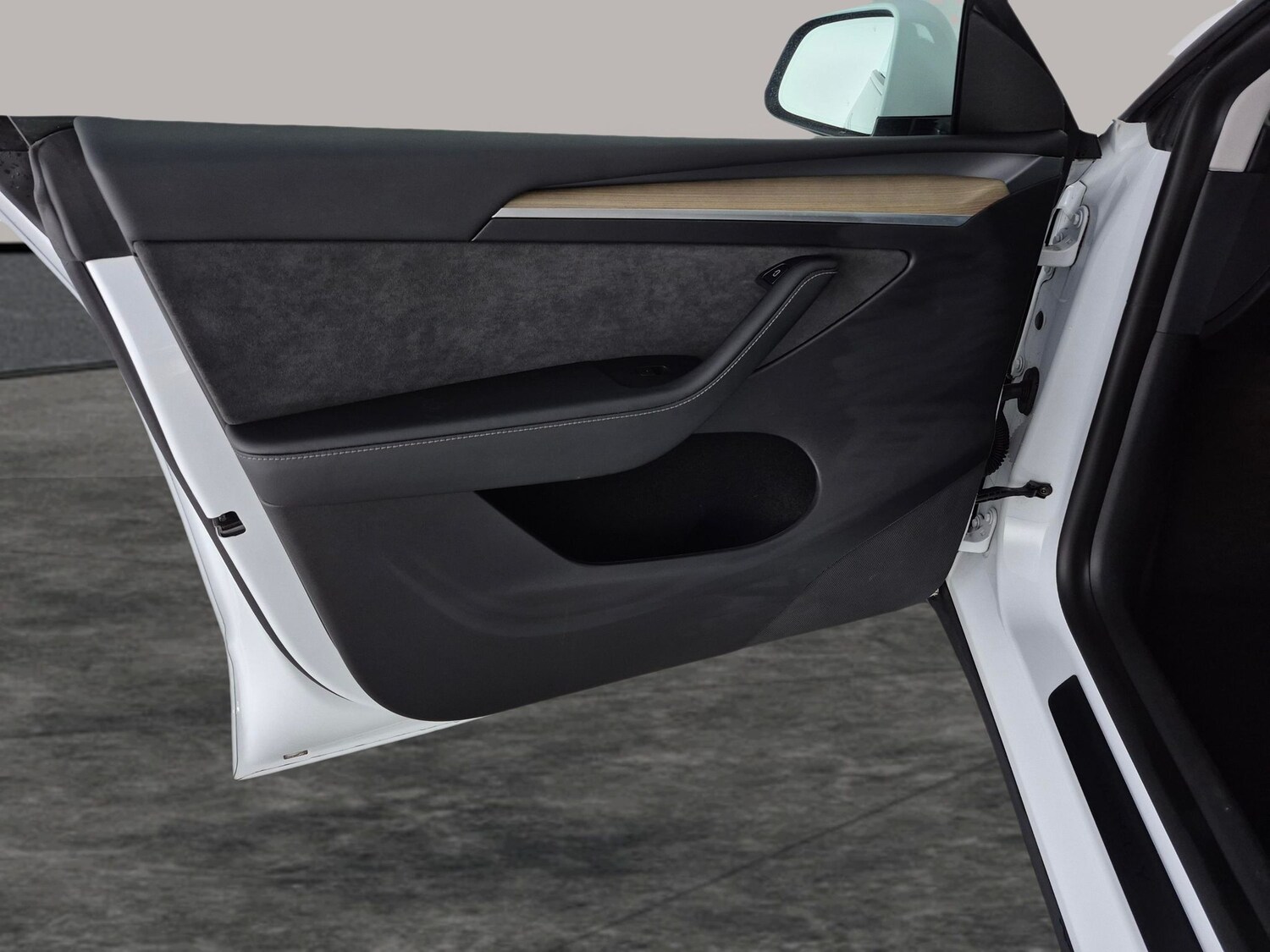 Used Tesla Model Y 2023 for sale - 77932423: Photo 34