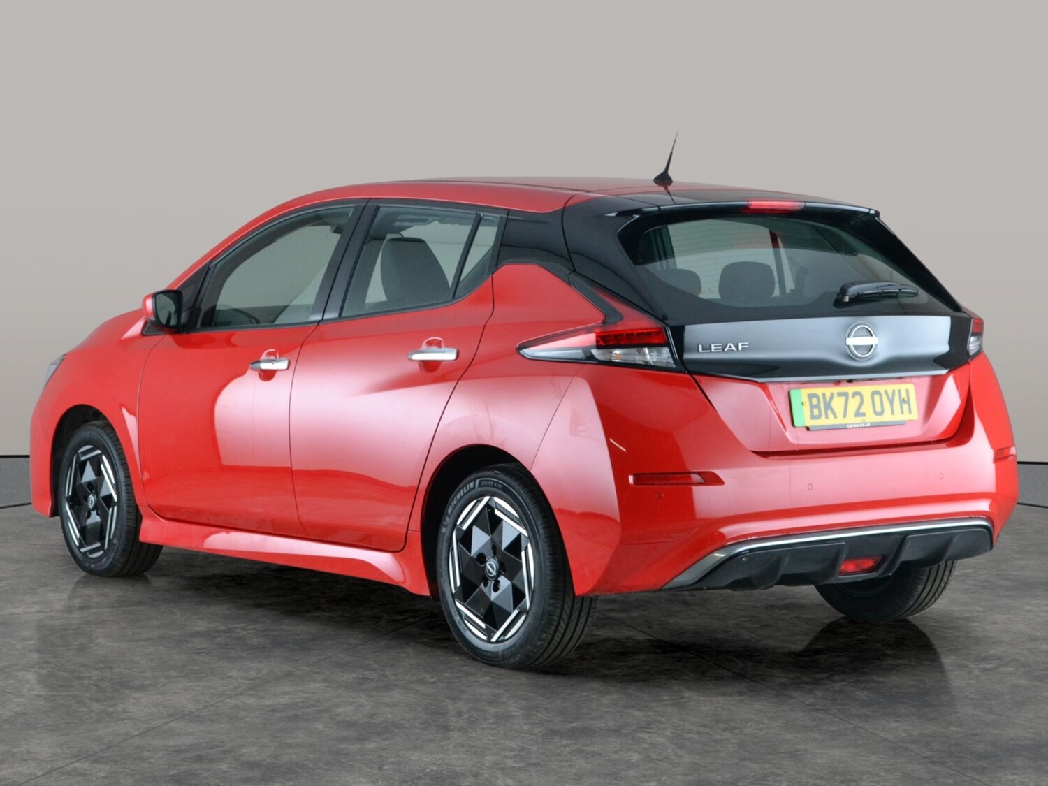 Used Nissan Leaf 2022 for sale - 77505472: Photo 11