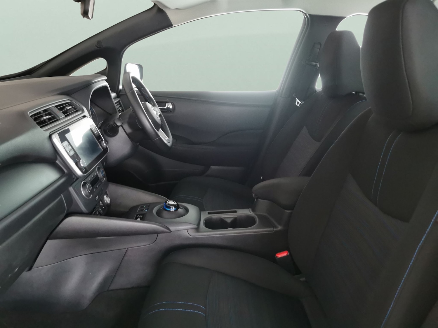 Used Nissan Leaf 2022 for sale - 77505472: Photo 4