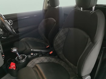 Used MINI Hatch 2016 for sale - 76668765: Photo