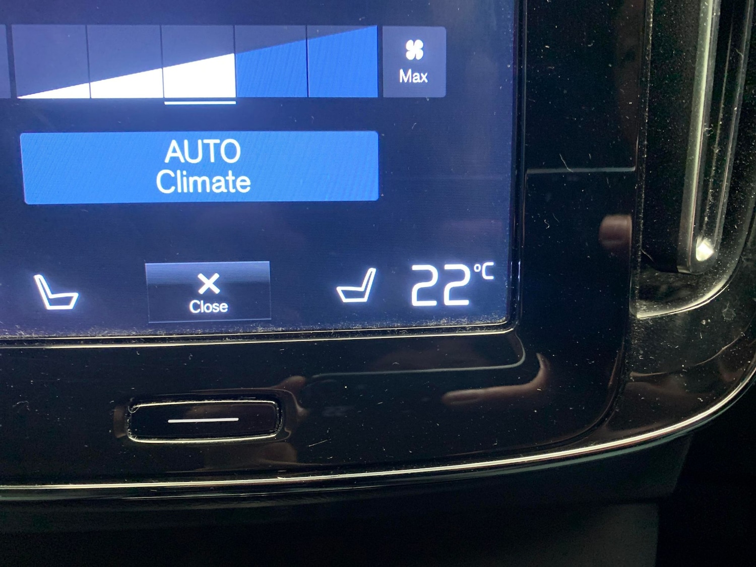 Used Volvo XC40 2023 for sale - 77691322: Photo 17